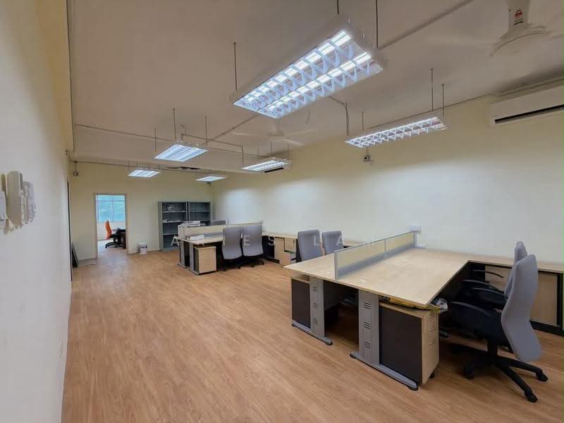 Shop / Office untuk Disewa di Taman Molek (Johor Bahru) - Aries Lam - Interior - PropertyGuru.com.my