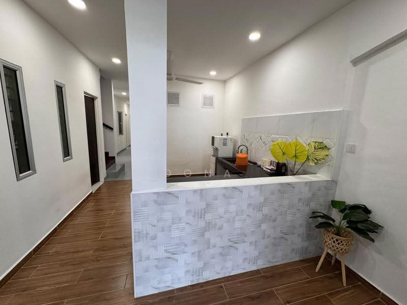 2-storey Terraced House for Rent in Taman Skudai Baru (Skudai) - Dona - Corridor - PropertyGuru.com.my