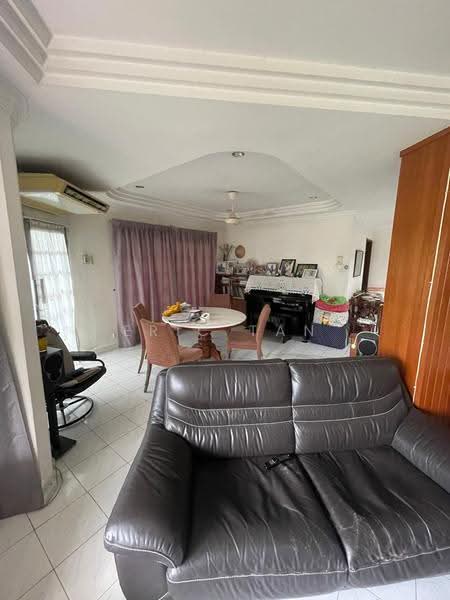 Rumah Berkembar untuk Dijual di Subang Jaya (Selangor) - Eric Tan - Living Room - PropertyGuru.com.my