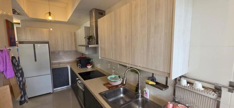 Service Residence for Sale at Solaris Dutamas - Kristing . - PropertyGuru.com.my
