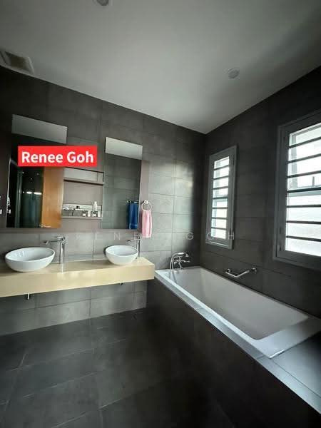 Bungalow House untuk Dijual di Gelugor (Penang) - Renee Goh - Bathroom - PropertyGuru.com.my