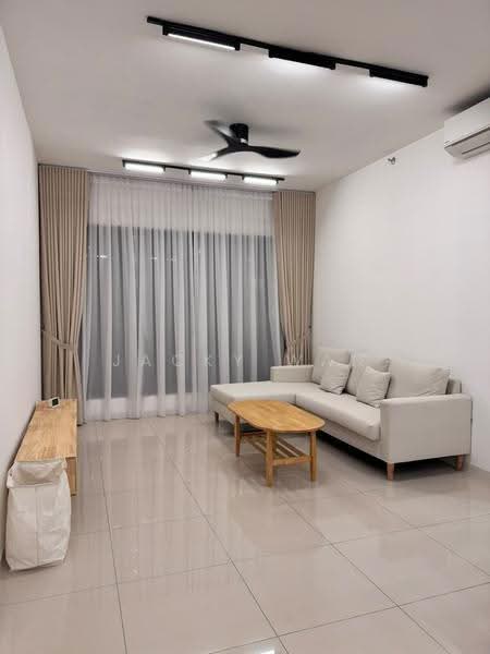 Kediaman Servis untuk Disewa di Sunway Belfield - Jacky Wan - Living Room - PropertyGuru.com.my
