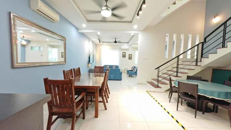3-storey Terraced House for Rent in Batu Ferringhi (Batu Ferringhi) - Jocellynn Lee - Dining Room - PropertyGuru.com.my