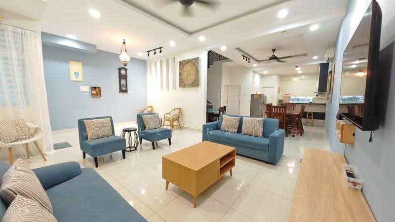 3-storey Terraced House for Rent in Batu Ferringhi (Batu Ferringhi) - Jocellynn Lee - Living Room - PropertyGuru.com.my