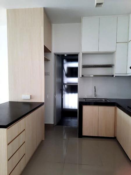 Service Residence for Sale at Maxim Citylights - Freya Tan - Kitchen - PropertyGuru.com.my