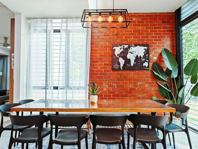 3-storey Terraced House for Rent in Batu Ferringhi (Batu Ferringhi) - Jocellynn Lee - Dining Room - PropertyGuru.com.my