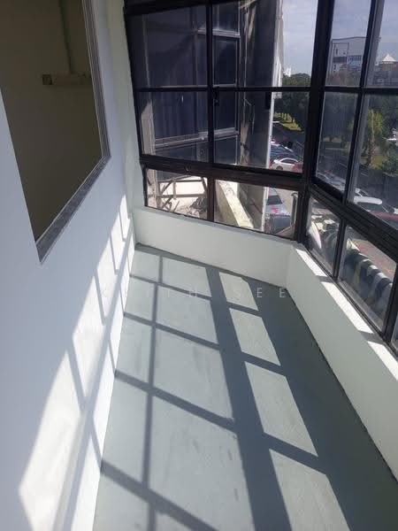 Shop / Office untuk Disewa di Port Klang (Pelabuhan Klang) (Selangor) - Keith See - Balcony - PropertyGuru.com.my