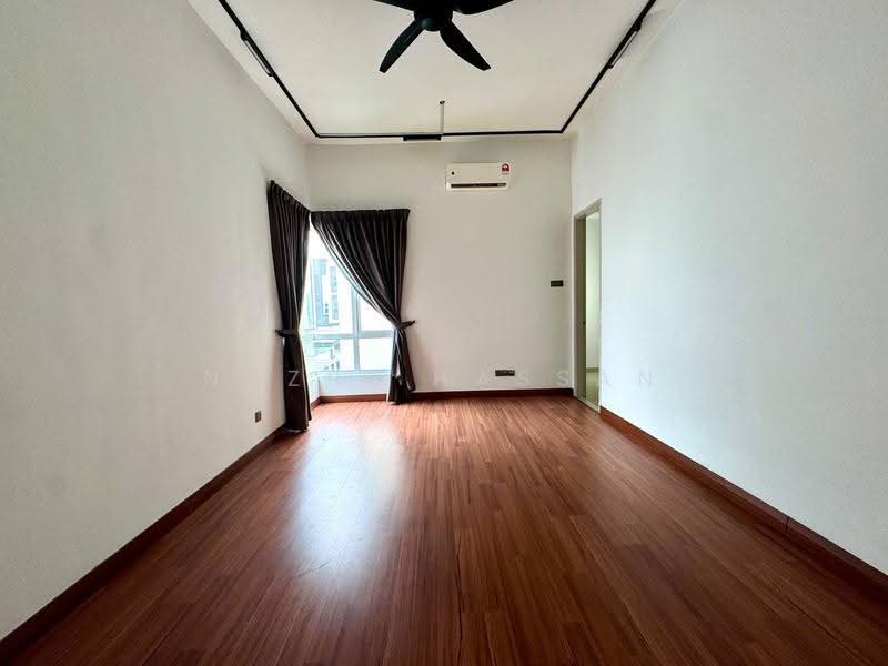 Semi-Detached House for Sale in Bandar Bukit Raja (Klang) - Nazri Hassan - Interior - PropertyGuru.com.my