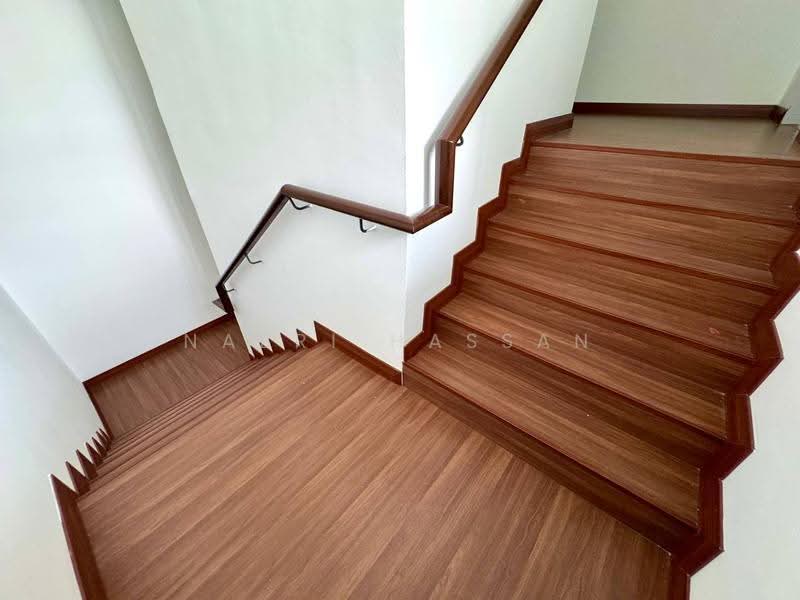 Semi-Detached House for Sale in Bandar Bukit Raja (Klang) - Nazri Hassan - Interior - PropertyGuru.com.my