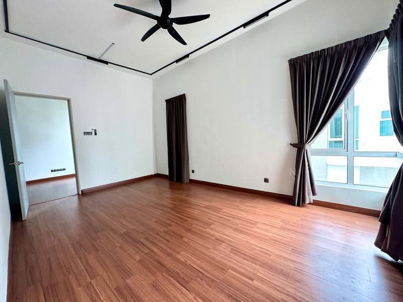 Semi-Detached House for Sale in Bandar Bukit Raja (Klang) - Nazri Hassan - Interior - PropertyGuru.com.my