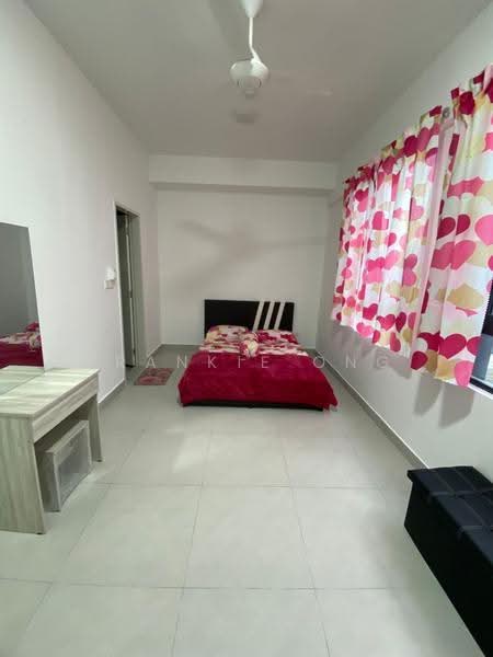 Kediaman Servis untuk Disewa di 168 Park Residensi Selayang - Frankie Ong - Bedroom - PropertyGuru.com.my