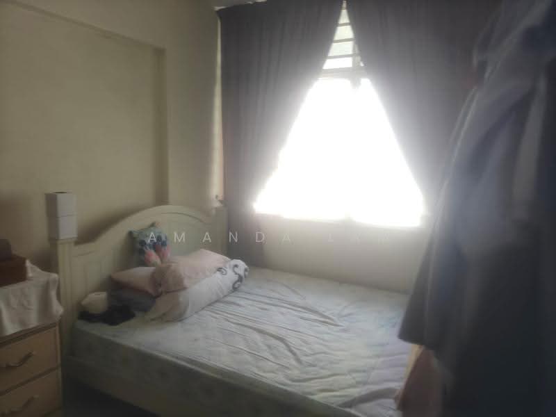 Rumah Flat untuk Dijual di Taman Terubong Indah (Majestic Heights) - Amanda Lam - Bedroom - PropertyGuru.com.my