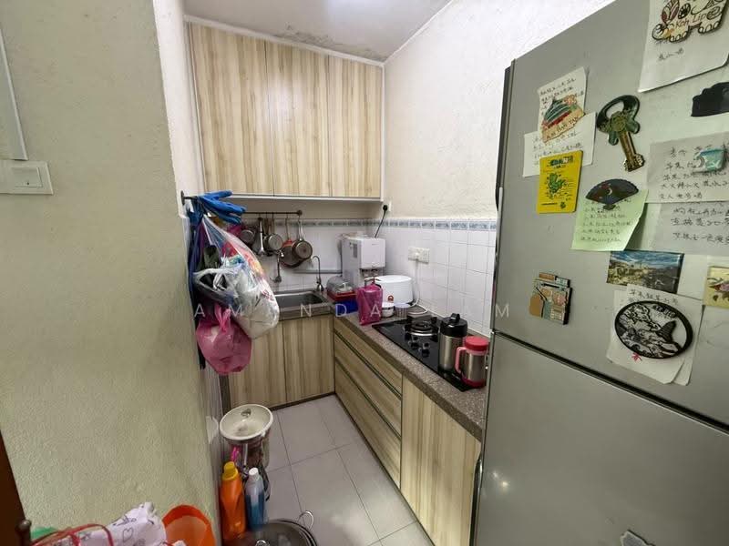 Rumah Flat untuk Dijual di Taman Terubong Indah (Majestic Heights) - Amanda Lam - Kitchen - PropertyGuru.com.my