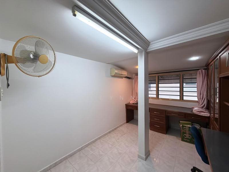 2-storey Terraced House for Rent in Island Glades (Jelutong) - Jocellynn Lee - Study - PropertyGuru.com.my
