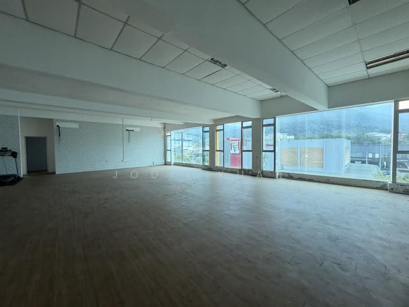 Shop / Office for Sale in Bandar Meru Raya (Ipoh) - Jodie Kuan - Interior - PropertyGuru.com.my