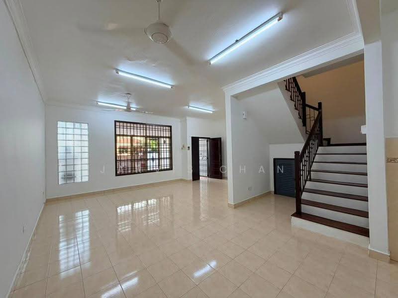 Terraced House for Sale in Taman Mutiara Rini (Skudai) - Jarvis Chan - Living Room - PropertyGuru.com.my