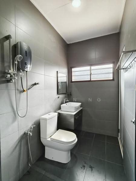 Semi-Detached House for Sale in Taman Kota Kulai (Kulai) - Sharon Ng - Bathroom - PropertyGuru.com.my