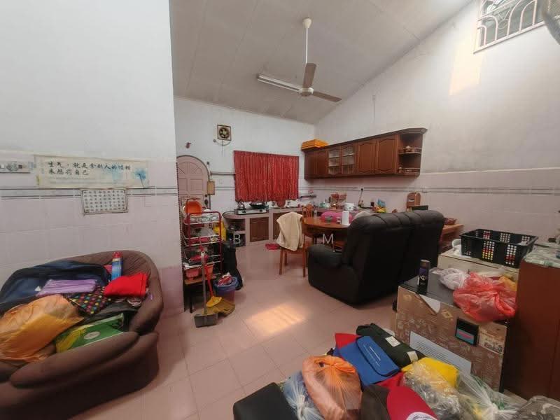 1-storey Terraced House for Sale in Taman Teman (Jasin) - YB Lim - PropertyGuru.com.my