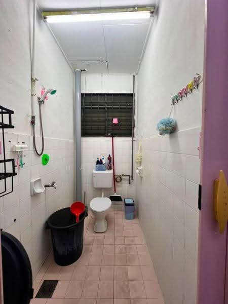 2-storey Terraced House for Sale in Saleng (Senai) - Sharon Ng - Bathroom - PropertyGuru.com.my