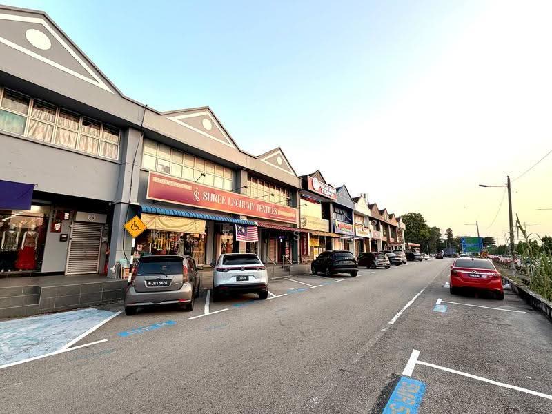 Shop / Office untuk Disewa di Taman Universiti (Skudai) - Keith Shum - Exterior - PropertyGuru.com.my