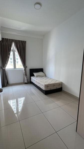 Kediaman Servis untuk Disewa di Meridin Bayvue Serviced Apartment - Cassie Chin - PropertyGuru.com.my