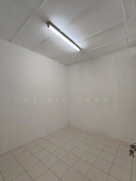 1-storey Terraced House for Sale in Taman Putri Kulai (Kulai) - Weinie Chon - PropertyGuru.com.my