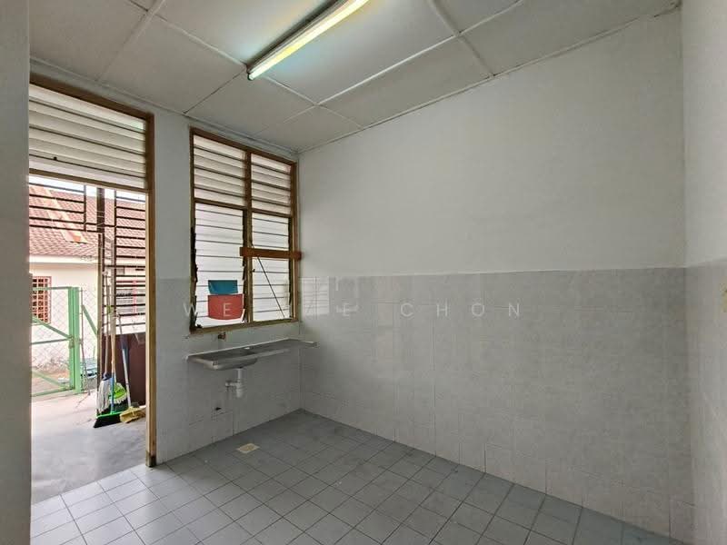 1-storey Terraced House for Sale in Taman Putri Kulai (Kulai) - Weinie Chon - PropertyGuru.com.my