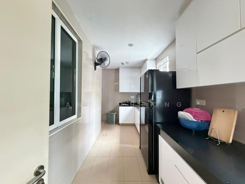 Semi-Detached House for Sale in One Sierra (Selayang) - Yanis Cheong - Kitchen - PropertyGuru.com.my