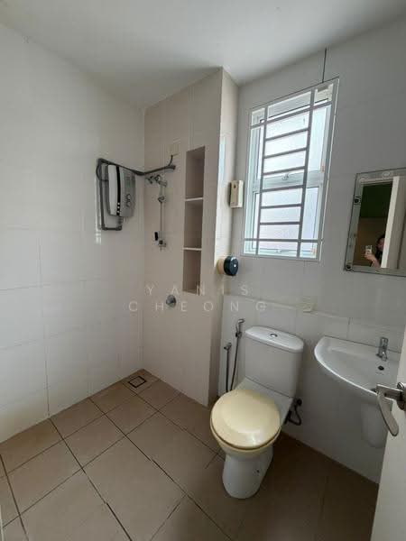 Semi-Detached House for Sale in One Sierra (Selayang) - Yanis Cheong - Bathroom - PropertyGuru.com.my