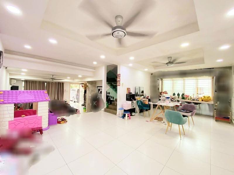 Semi-Detached House for Sale in Seksyen 5 Wangsa Maju (Wangsa Maju) - Shaziery Iskandar - Living Room - PropertyGuru.com.my