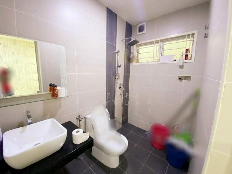 Semi-Detached House for Sale in Seksyen 5 Wangsa Maju (Wangsa Maju) - Shaziery Iskandar - Bathroom - PropertyGuru.com.my