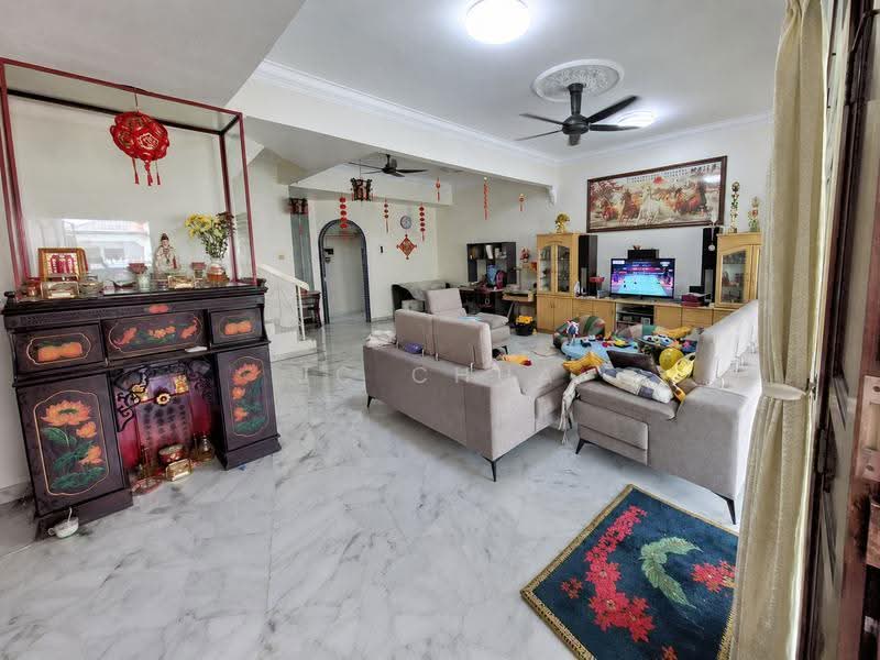 Rumah Teres 2-Tingkat untuk Dijual di BANDAR PUCHONG JAYA (Puchong) - JC Chua - Living Room - PropertyGuru.com.my