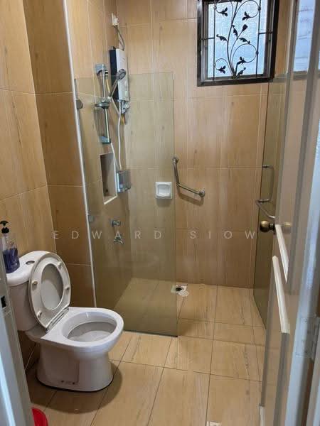 Link Bungalow for Rent in Taman Austin Perdana (Tebrau) - Edward Siow - Bathroom - PropertyGuru.com.my