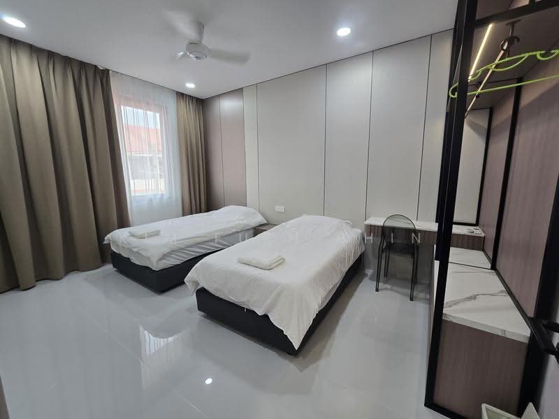 2-storey Terraced House for Rent in Taman Bunga Raja (Kota Kinabalu) - Kim Fuen Chin - Bedroom - PropertyGuru.com.my