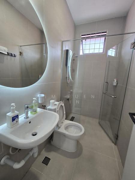 2-storey Terraced House for Rent in Taman Bunga Raja (Kota Kinabalu) - Kim Fuen Chin - Bathroom - PropertyGuru.com.my