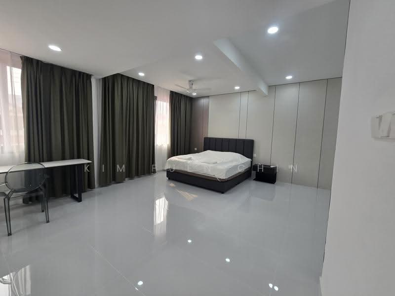 2-storey Terraced House for Rent in Taman Bunga Raja (Kota Kinabalu) - Kim Fuen Chin - Bedroom - PropertyGuru.com.my