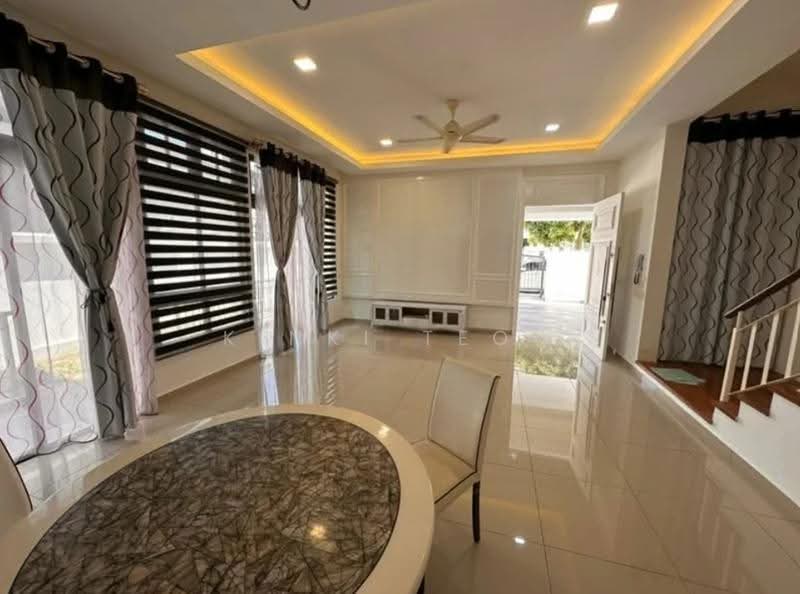 Rumah Kluster untuk Dijual di East Ledang (Iskandar Puteri (Nusajaya)) - Kinki Teow - Living Room - PropertyGuru.com.my