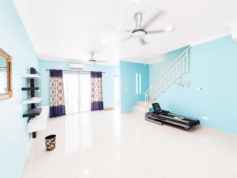 Rumah Teres 2-Tingkat untuk Dijual di Nilai Impian (Nilai) - Hawa Ibrahim - Living Room - PropertyGuru.com.my