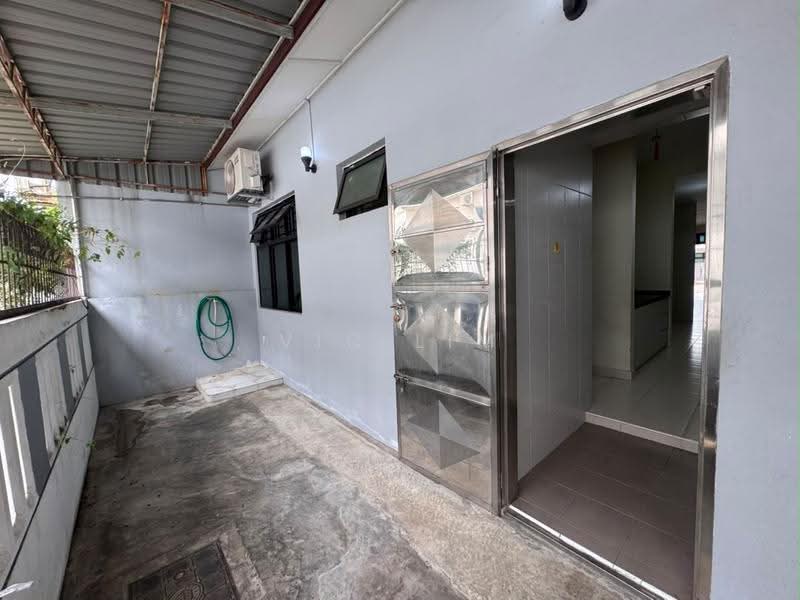 Rumah Teres 2-Tingkat untuk Dijual di Taman Redang (Johor Bahru) - Vic Lim - Exterior - PropertyGuru.com.my