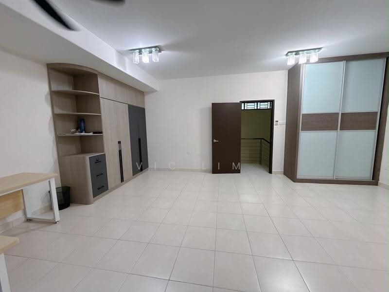 Rumah Teres 2-Tingkat untuk Dijual di Taman Redang (Johor Bahru) - Vic Lim - Bedroom - PropertyGuru.com.my