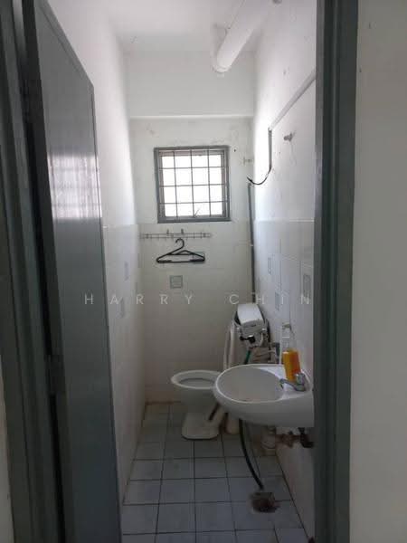 Apartment for Sale at Taman Cheras Awana Apartment - Harry Chin - Bathroom - PropertyGuru.com.my