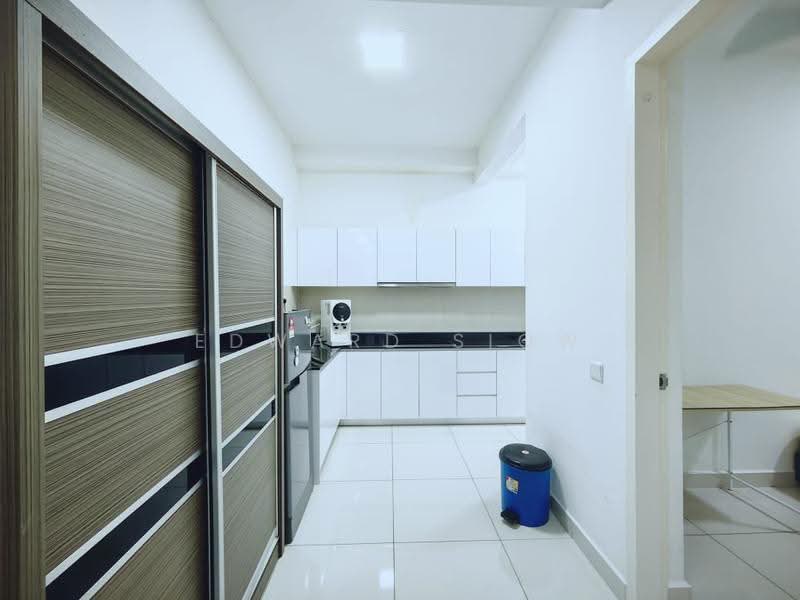Pangsapuri untuk Disewa di Eco Nest @ Eco Botanic - Edward Siow - Kitchen - PropertyGuru.com.my