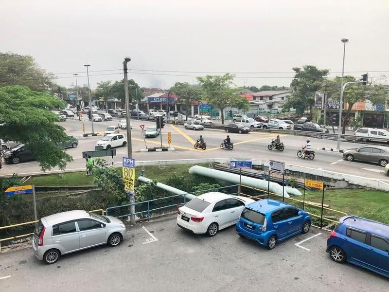 Shop / Office untuk Disewa di Taman Maju (Batu Pahat) - ZG Law - Exterior - PropertyGuru.com.my