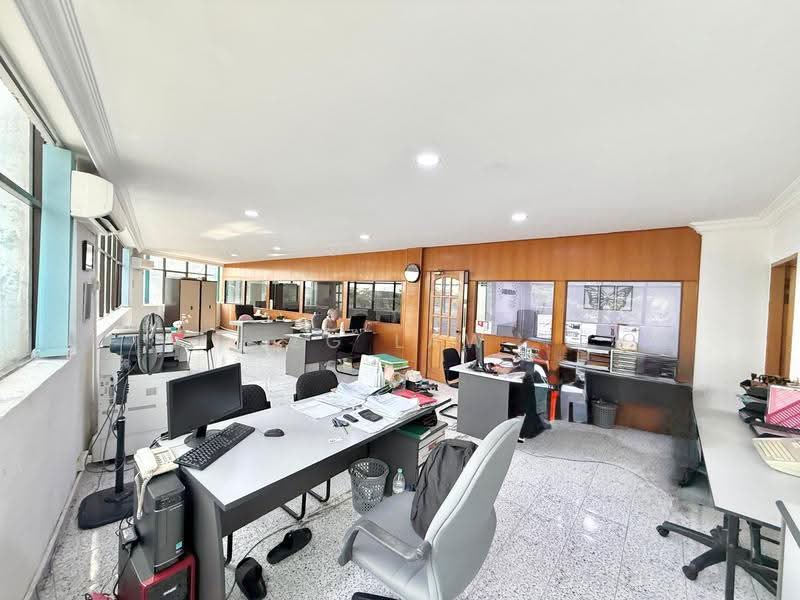 Shop / Office untuk Disewa di Taman Maju (Batu Pahat) - ZG Law - Interior - PropertyGuru.com.my
