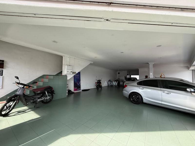 Shop / Office untuk Disewa di Taman Maju (Batu Pahat) - ZG Law - Exterior - PropertyGuru.com.my