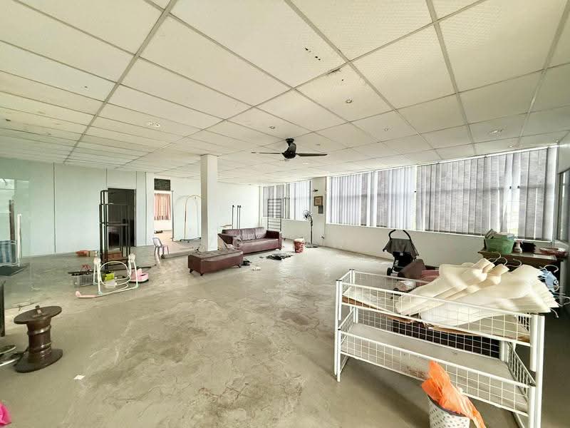 Shop / Office untuk Disewa di Taman Maju (Batu Pahat) - ZG Law - Interior - PropertyGuru.com.my
