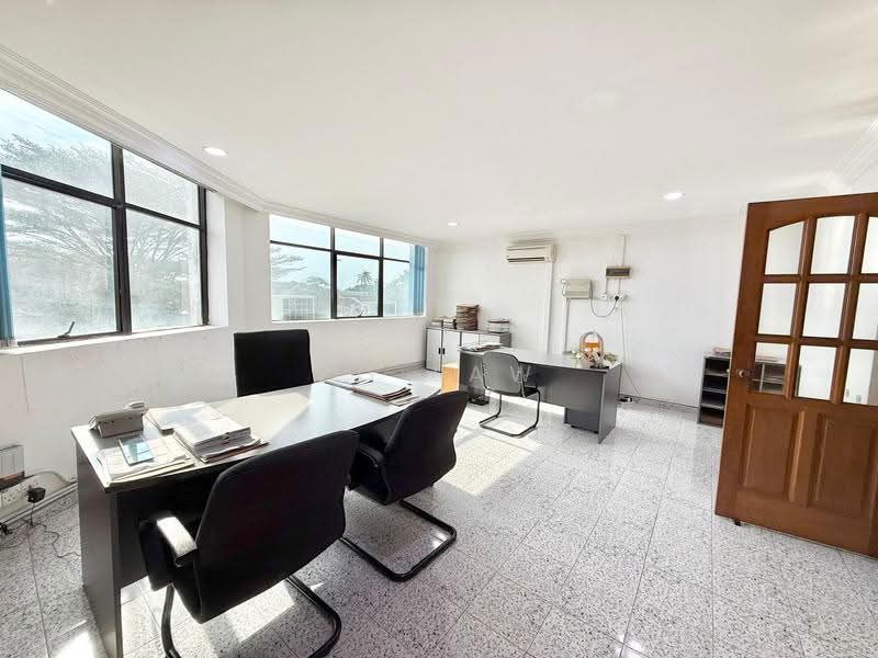 Shop / Office untuk Disewa di Taman Maju (Batu Pahat) - ZG Law - Interior - PropertyGuru.com.my