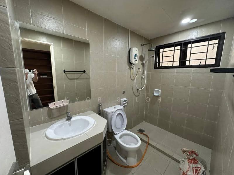 Apartment for Rent at Larkin Residence - Kyoris Loh - Bathroom - PropertyGuru.com.my