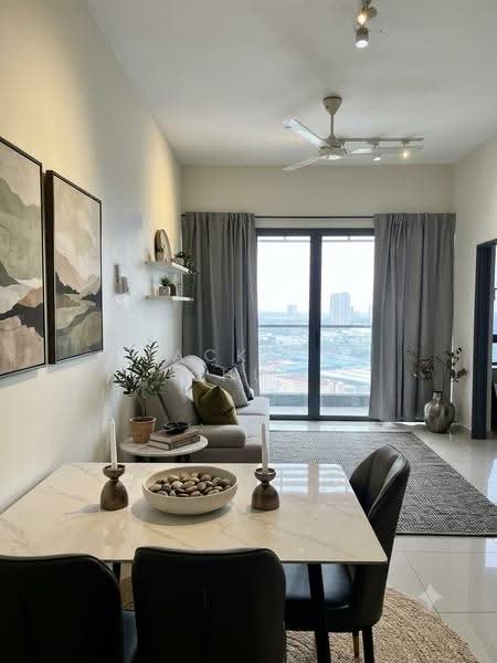Kediaman Servis untuk Disewa di Aera Residence - Jackson Chua - Living Room - PropertyGuru.com.my
