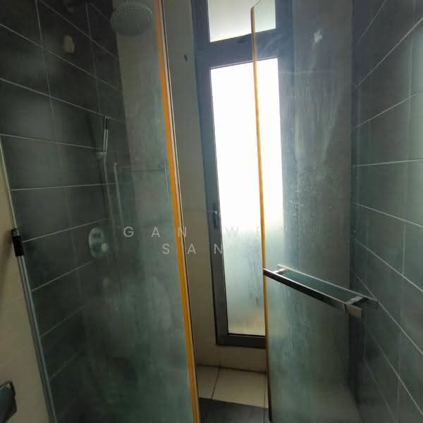 Condominium for Rent at Shaftsbury Residence - GAN WEY SAND - Bathroom - PropertyGuru.com.my